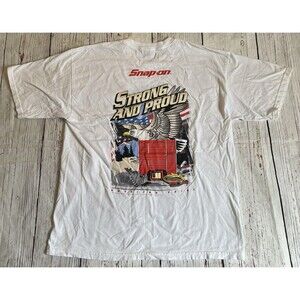 Snap-On Tools Strong And Proud Graphic T-shirt Size XL White Gildan Y2K Vintage
